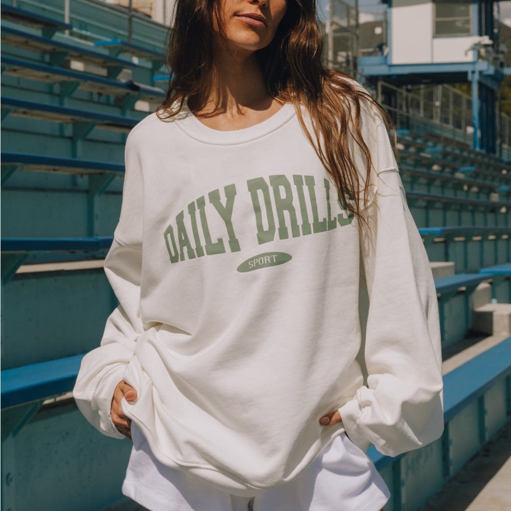 Daily Drills Oversized Sport Crew Sweatshirt M/L
